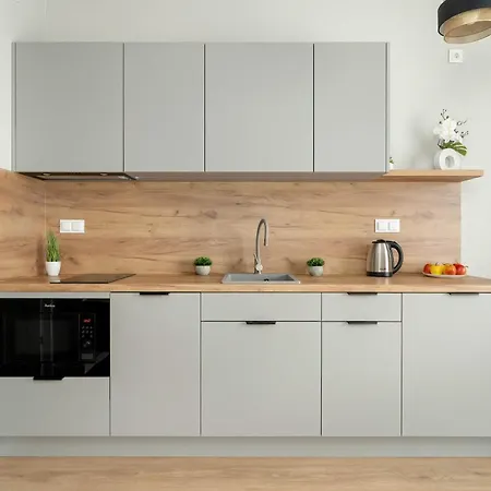 Nowoczesne Very Berry W Poznaniu Z Parkingiem By Renters Apartmán Poznaň