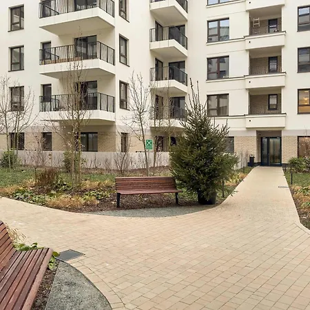 Apartmán Nowoczesne Very Berry W Poznaniu Z Parkingiem By Renters Poznaň
