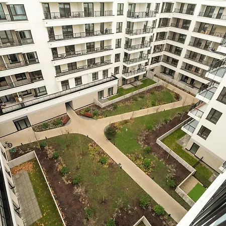 Nowoczesne Very Berry W Poznaniu Z Parkingiem By Renters * Poznaň