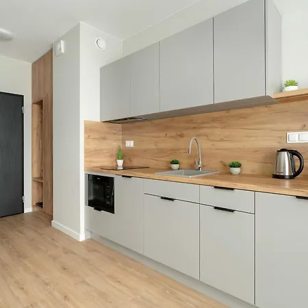 Nowoczesne Very Berry W Poznaniu Z Parkingiem By Renters Apartmán