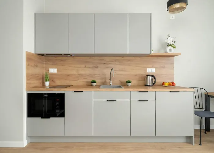 Nowoczesne Very Berry W Poznaniu Z Parkingiem By Renters Apartment Poznan