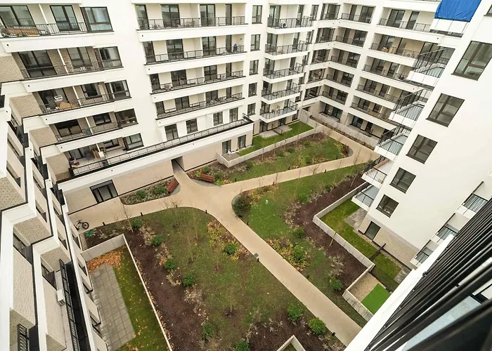 Nowoczesne Very Berry W Poznaniu Z Parkingiem By Renters * Poznan